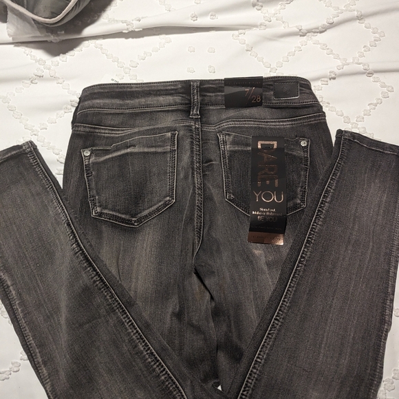 NWT Celebrity Pink Women's Jeans / Jeggings - Picture 7 of 7